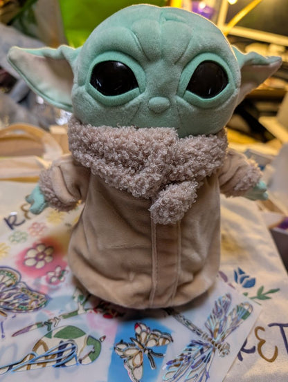 Tan Robe Mattel Star Wars The Mandalorian The Child "Grogu" Plushie Toy, 8"