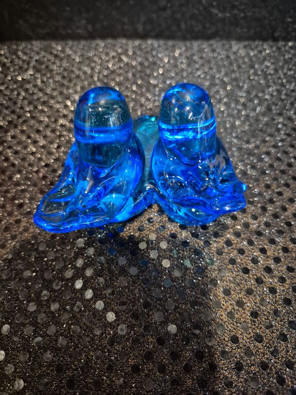 Blue  Vintage Bluebird of Happiness Signed by W. Ward 1994, 3" × 2"