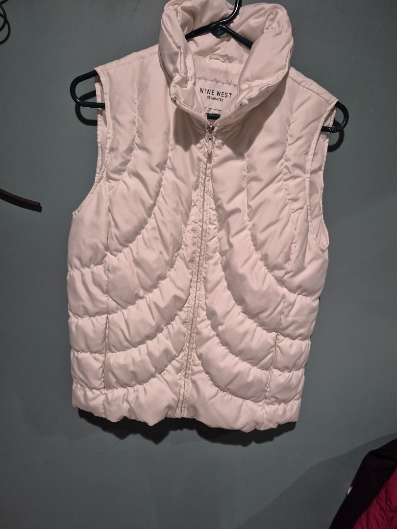 White Nine West Puffer Vest, S