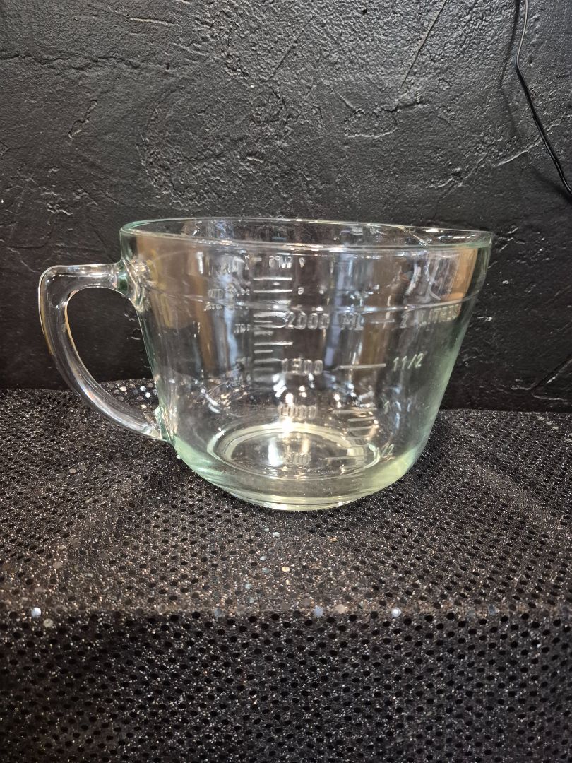 Anchor Hocking Glass Measuring Batter Bowl, 2 Qt.