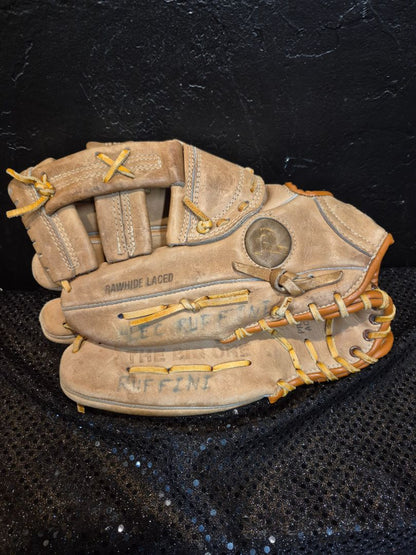 Pennant Baseball Glove The Big One
