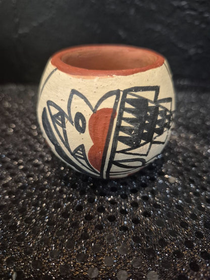 Native American Miniature Pottery Pot, 2.5" × 2.5"