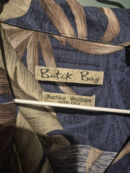 Blue  Batik Bay Short Sleeve Button Shirt, L