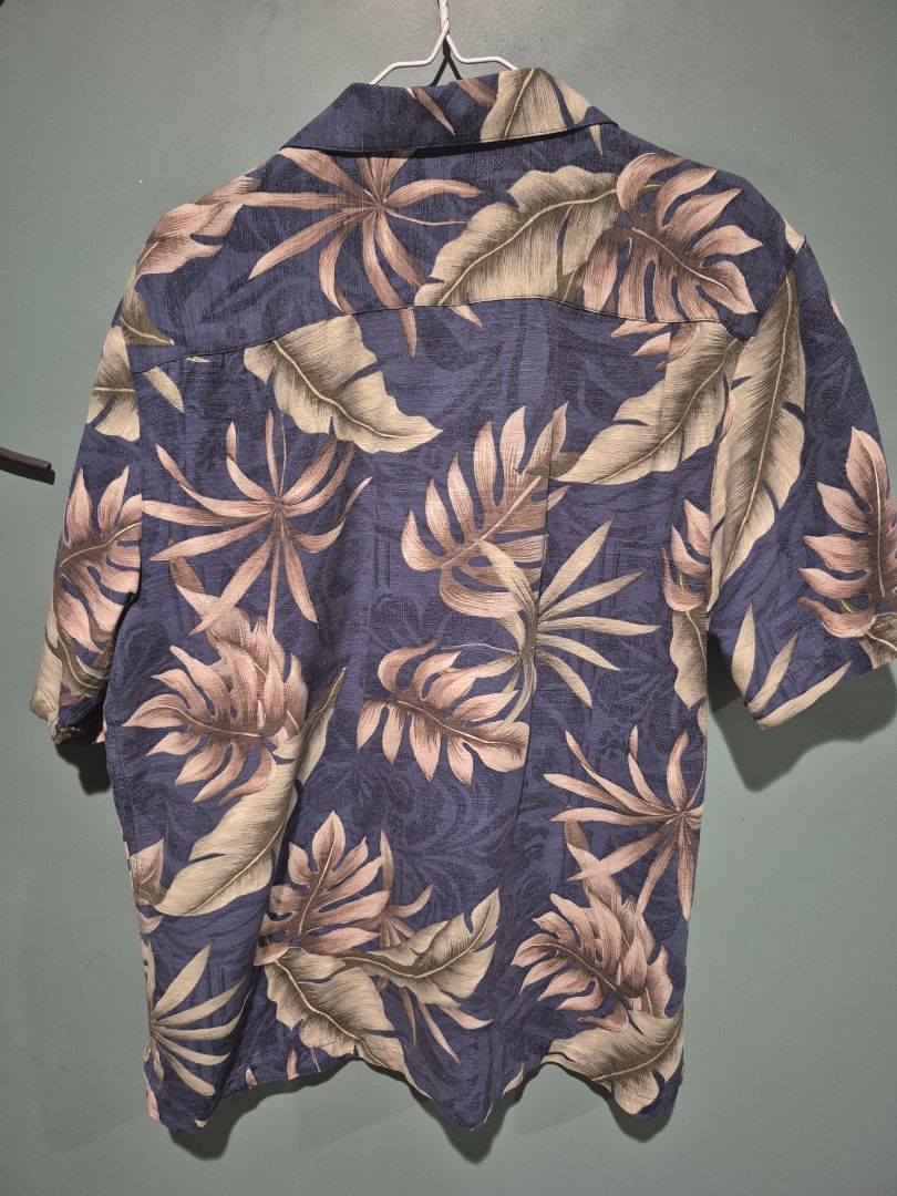 Blue  Batik Bay Short Sleeve Button Shirt, L
