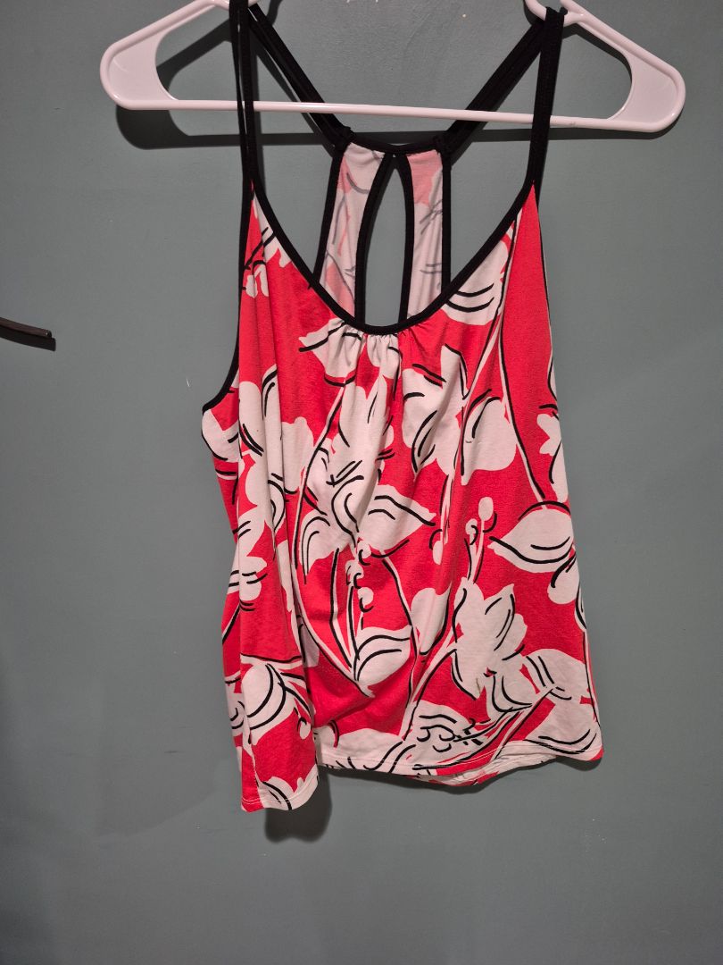 Red & White Secret Treasures Tank Top, L