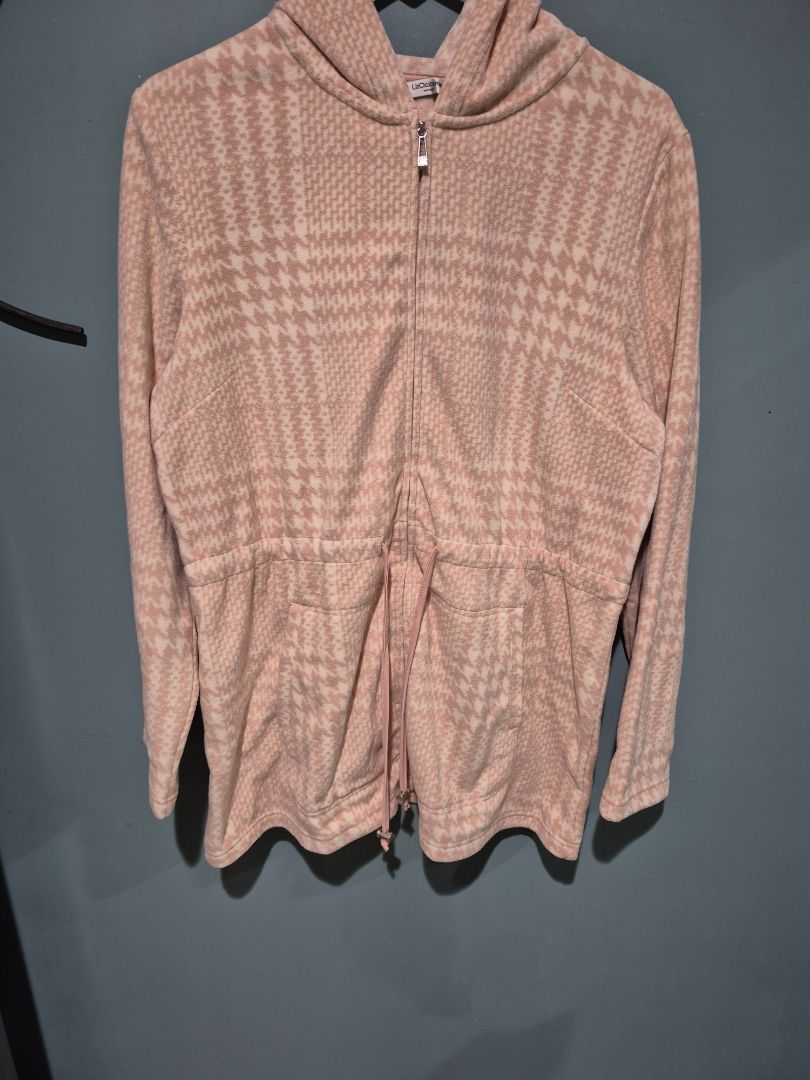 Mauve Liz Claiborne Houndstooth Fleece Jacket, 12