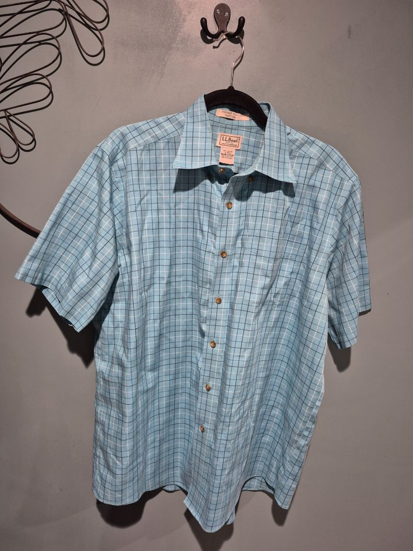 Blue LL Bean Short Sleeve Button Shirt, L Traditional Fit