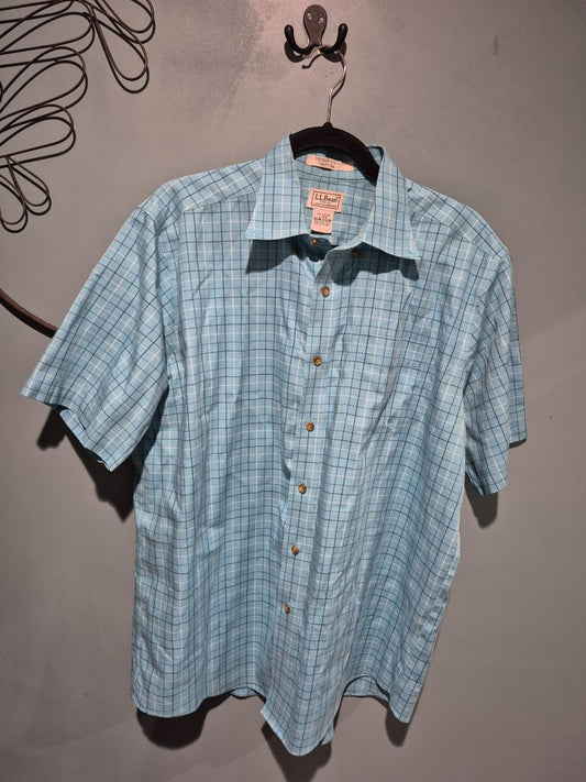 Blue LL Bean Short Sleeve Button Shirt, L Traditional Fit