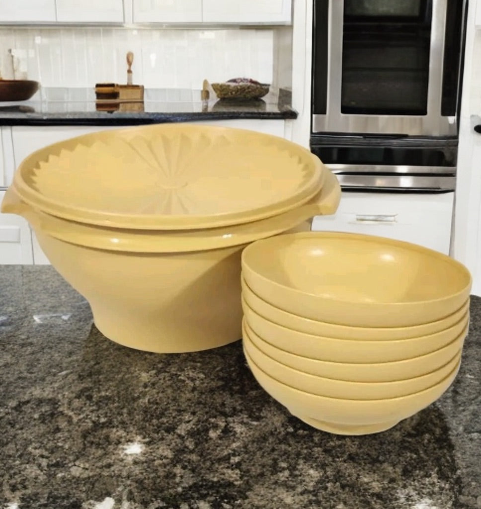 7-Pc Vintage Harvest Gold Salad Bowl Set