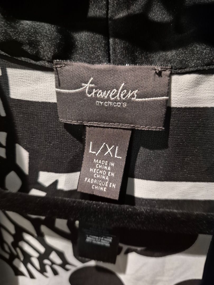 Black & White Travelers By Chicos Sheer cardigan