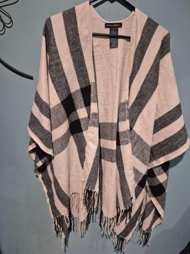 Cream & Black  Cashmere Blend Wrap, One Size