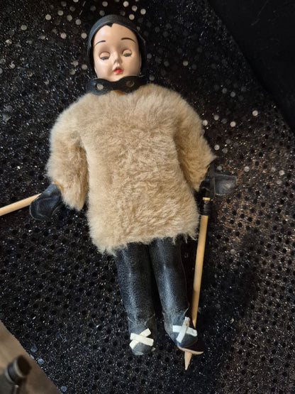 vintage 1950s Sandra Sue ski doll, 7"