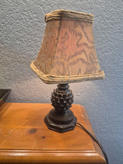 Pineapple Bronze Lamp, 11"