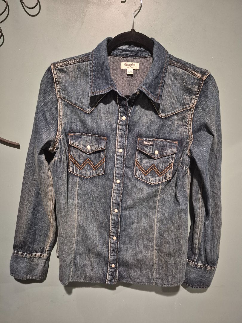 Wrangler Long Sleeve Denim Snap Down Shirt, S