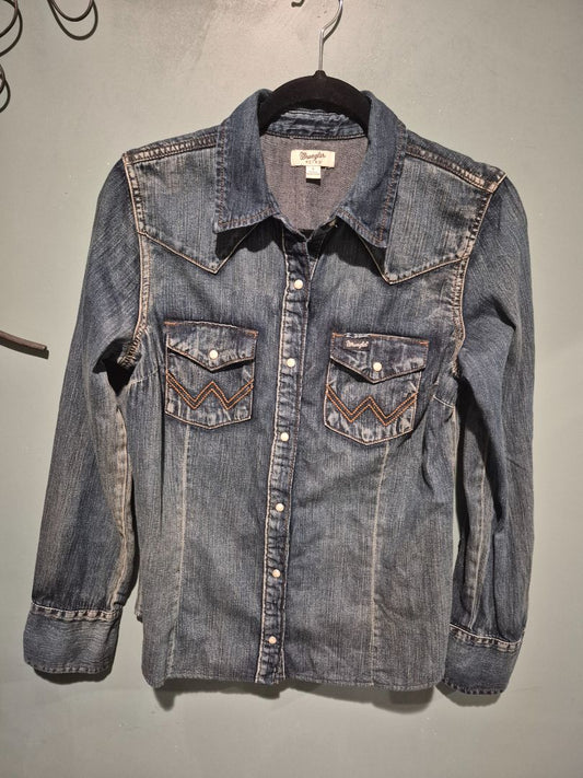 Wrangler Long Sleeve Denim Snap Down Shirt, S