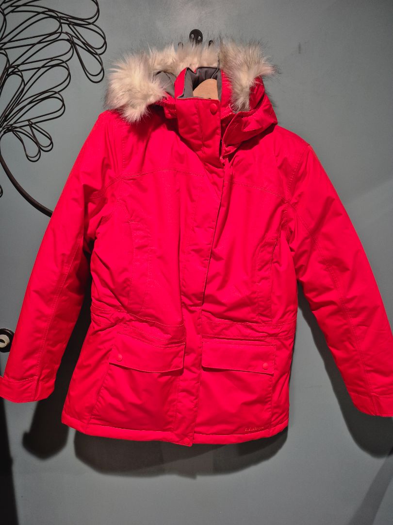 Red L.L. Bean Faux Fur Trim Winter Coat, M