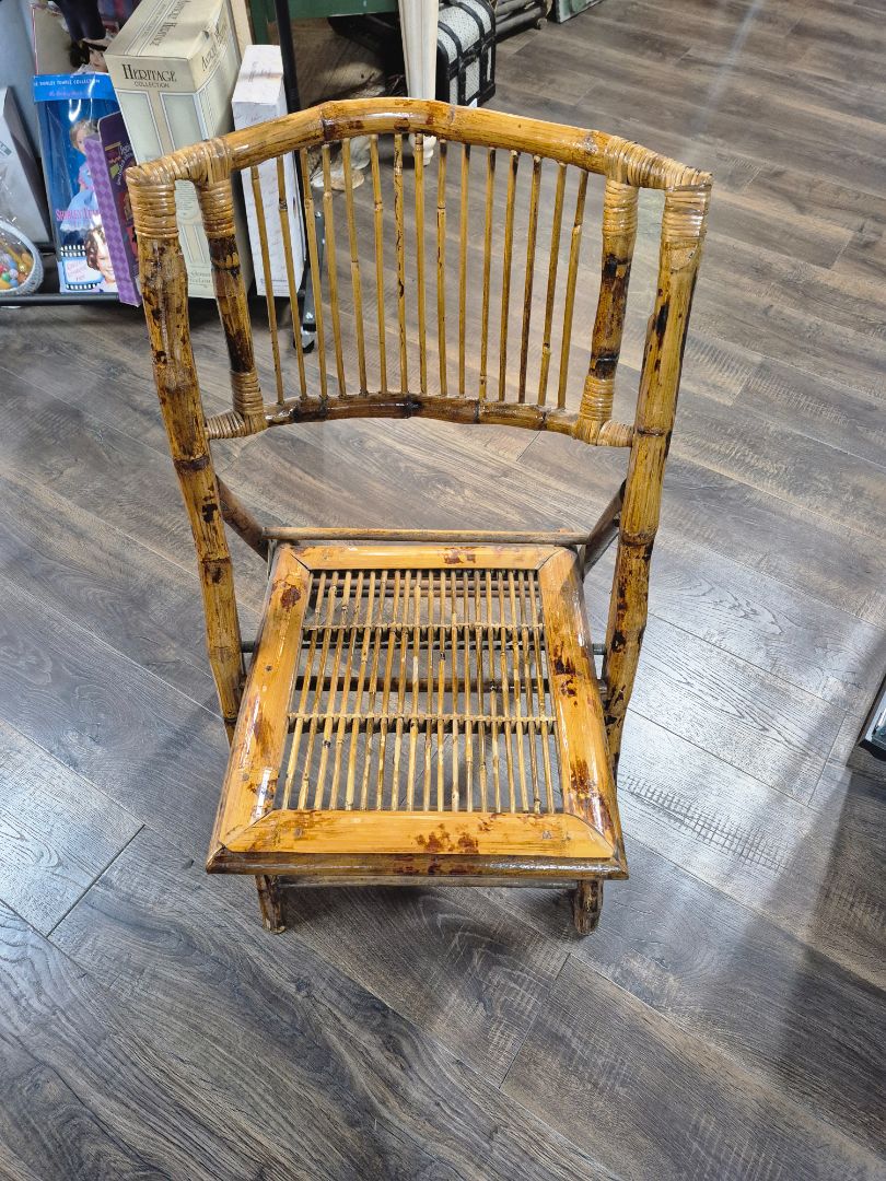 Vintage Burnt Tortiseshell Bamboo Folding Chair Mid Century Modern Boho Chic