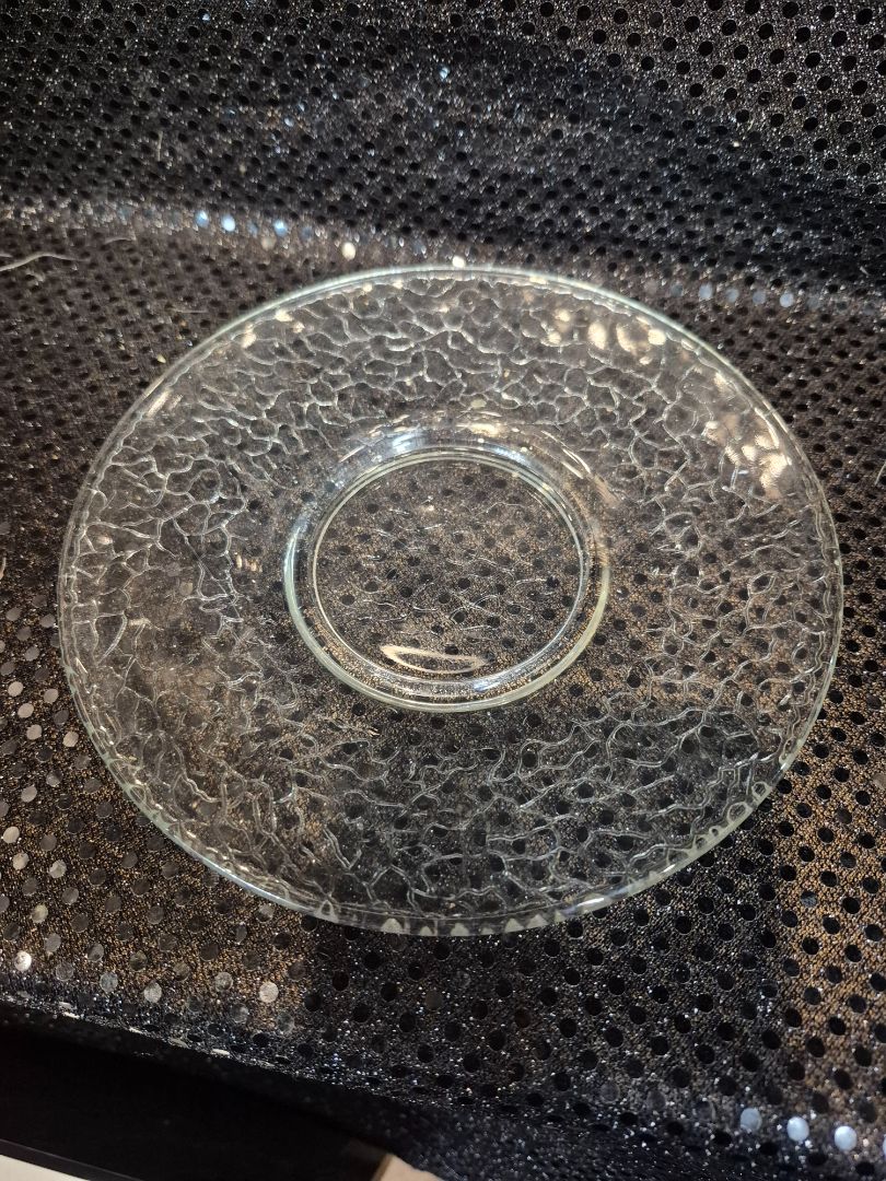 Clear  Crackle Glass Plate, 7"