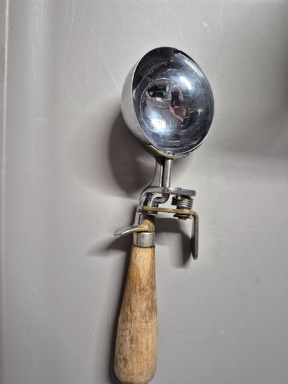Vintage Ice Cream Scoop