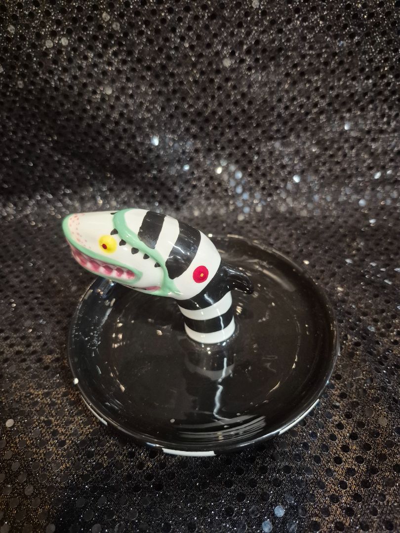 Black & White  Beetle Juice Sandworm Trinket Tray, 5" × 3"