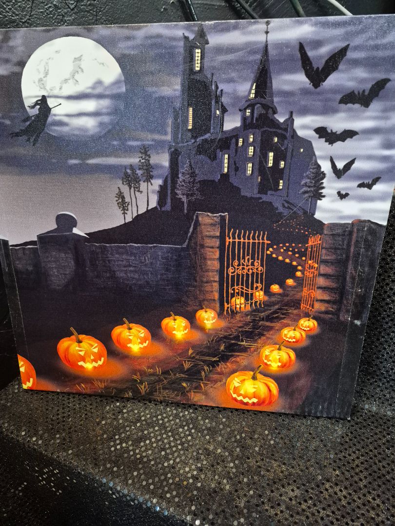 Haunted House w/LED Light up walkway, 15.75" × 15.75"
