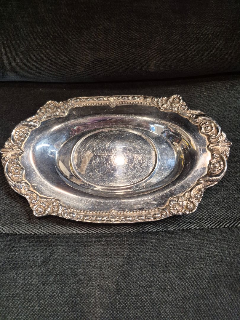 Sheridan Silver Plated Tray, 9.5" × 6"