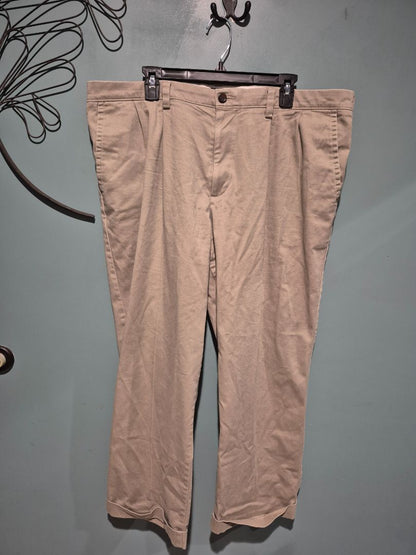 Dockers Relaxed Fit Khaki Pants 40x30