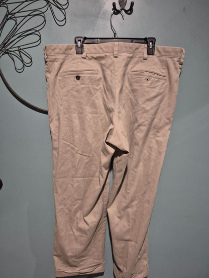 Dockers Relaxed Fit Khaki Pants 40x30