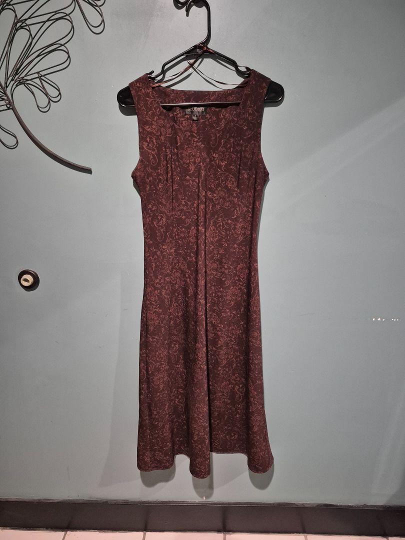 Brown Paisley Studio I Sleeveless Dress, 8