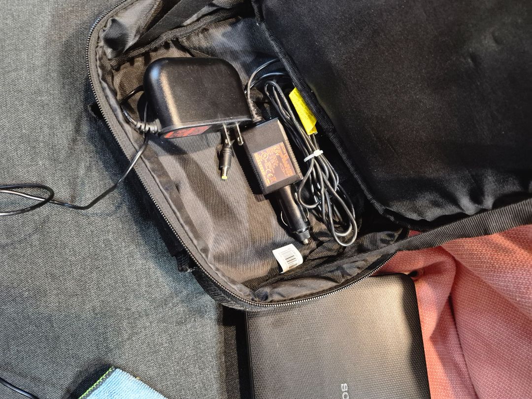 Black Sony Portable CD/DVD Player, DVP-FX730, 7" Screen