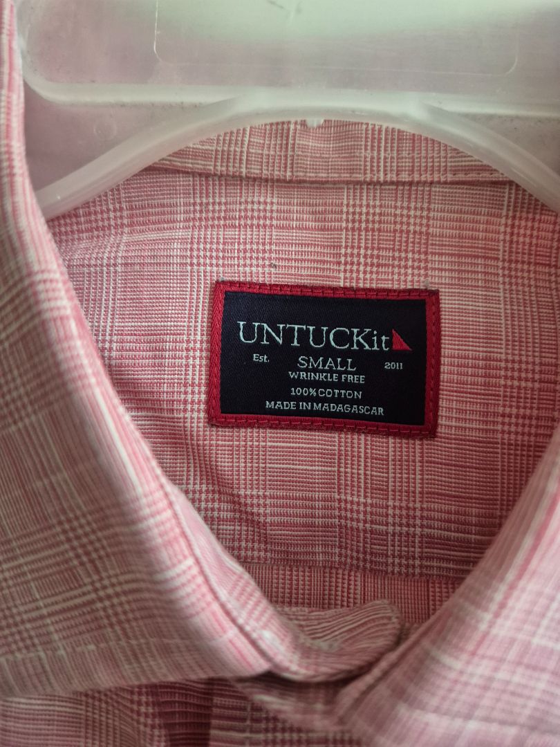 Red Plaid Untuckit Ling Sleeve Button Shirt, Small