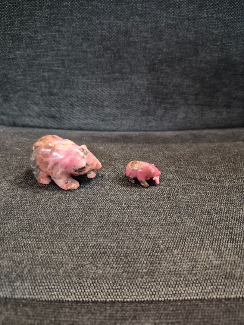 Pink & Black Rhodonite Hand Carved Bear w/Salmon and Cub w/Salmon, 2" & 1"
