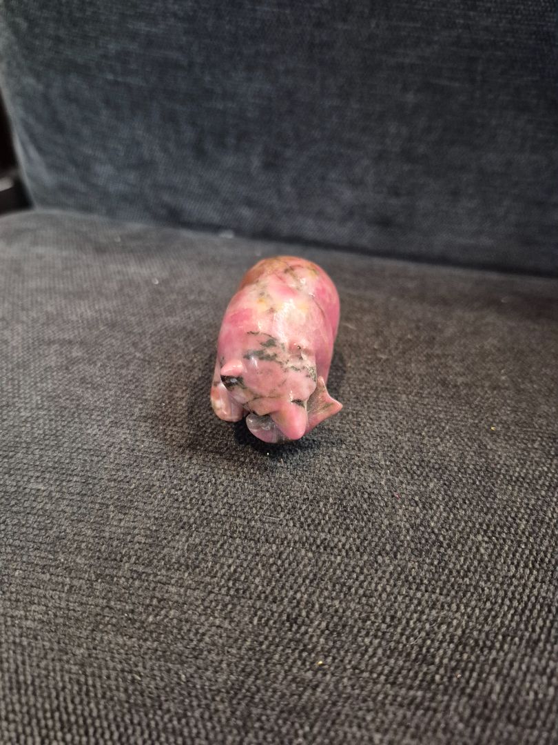 Pink & Black Rhodonite Hand Carved Bear w/Salmon and Cub w/Salmon, 2" & 1"