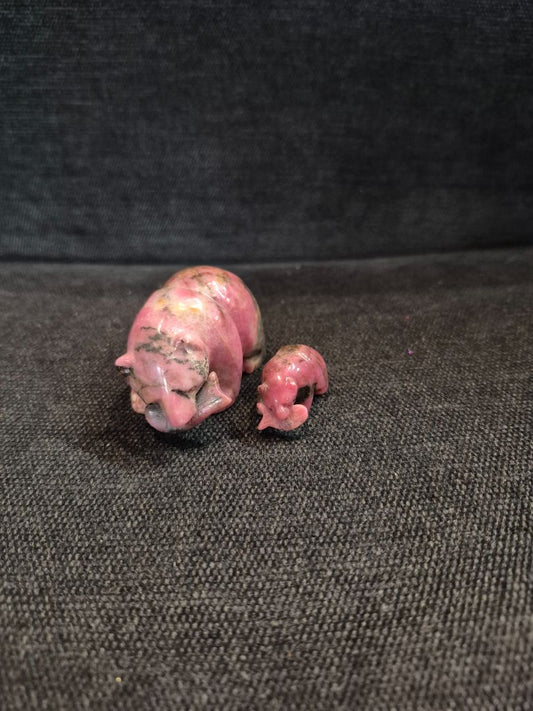 Pink & Black Rhodonite Hand Carved Bear w/Salmon and Cub w/Salmon, 2" & 1"
