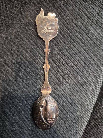 Vintage 1981 Sea World Silver Plate Bas Relief Dolphin Park View Souvenir Spoon, 5"