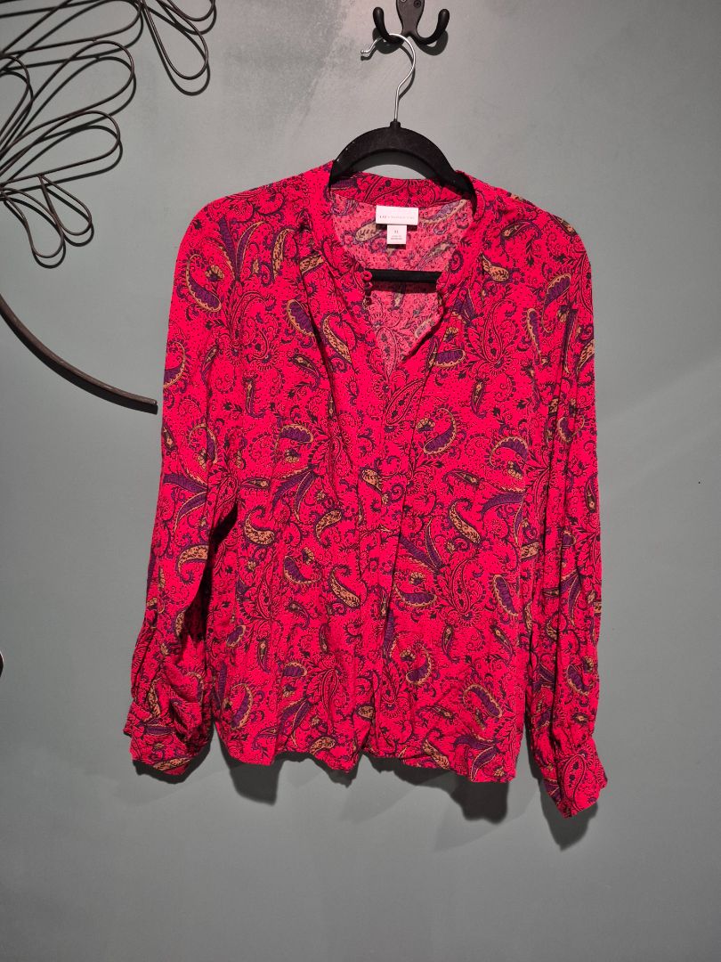 Red Paisley Liz Claiborne Long Sleeve Shirt, XL