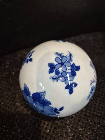 Cobalt Blue Flowers Porcelain Carpet Ball, 4"