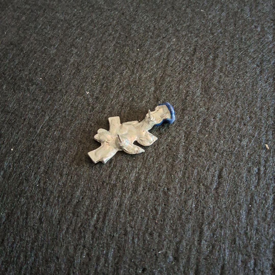 Sturgis 99 Blue flower pin