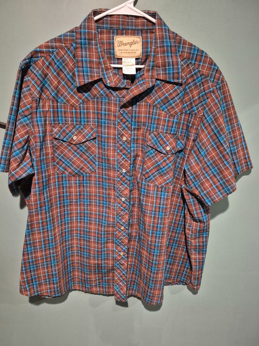 Red/Blue Plaid Wrangler Short Sleeve Snap Down Shirt, 2 XL