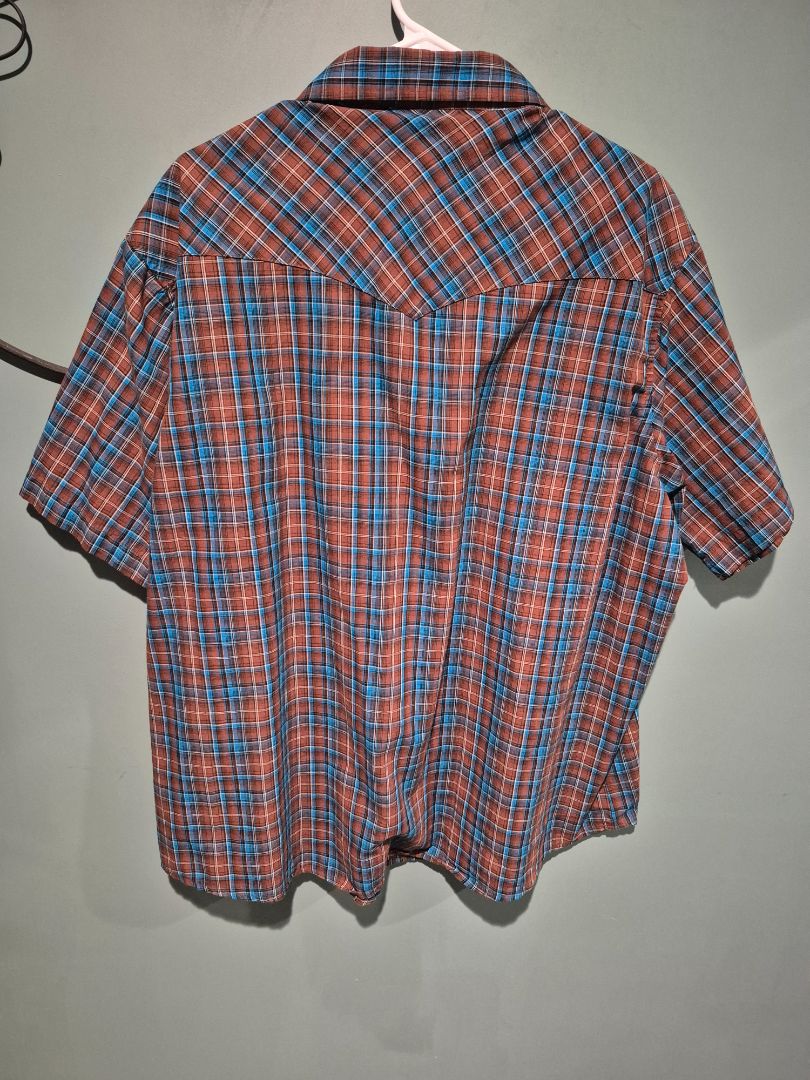 Red/Blue Plaid Wrangler Short Sleeve Snap Down Shirt, 2 XL