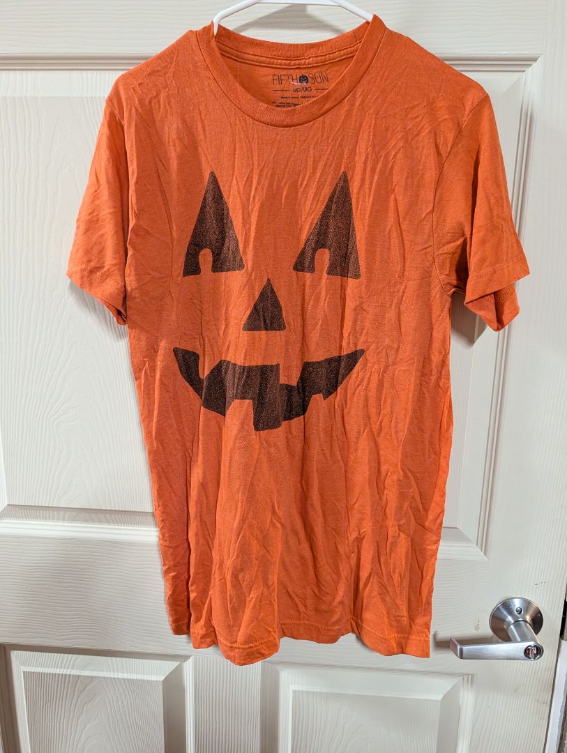 MD/LG  Pumpkin T-Shirt