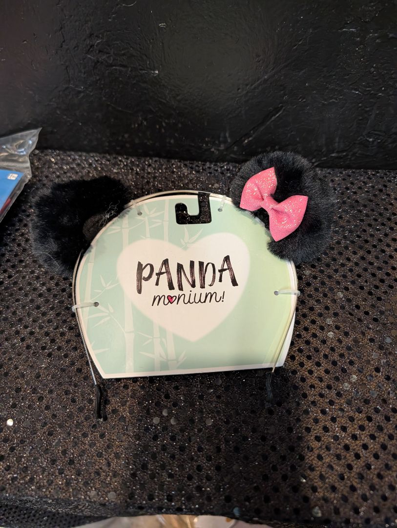 Panda w/ bow headband