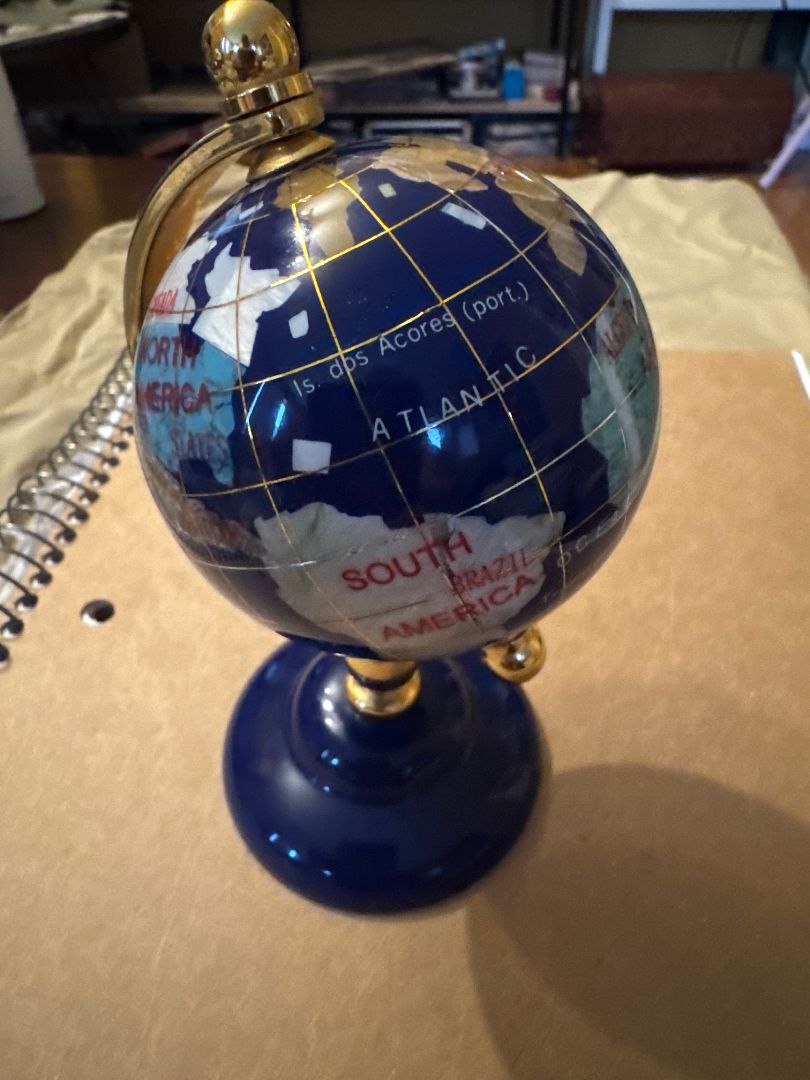 Lapis Globe