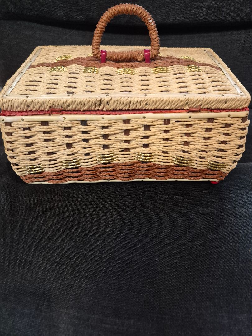 Vintage Sewing Box, Wicker, 11.5" × 7"