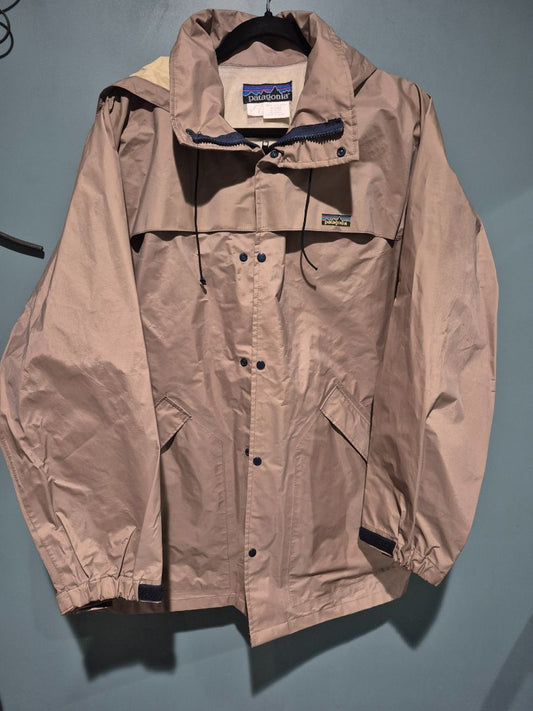 Tan Patagonia jacket, M
