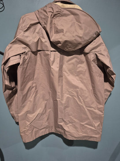 Tan Patagonia jacket, M