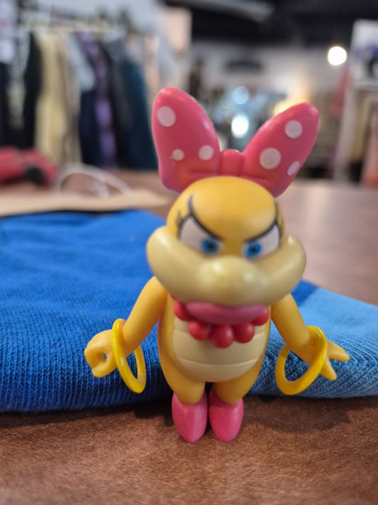 Yellow Nintendo Super Mario Wendy Koopa, 2.5"