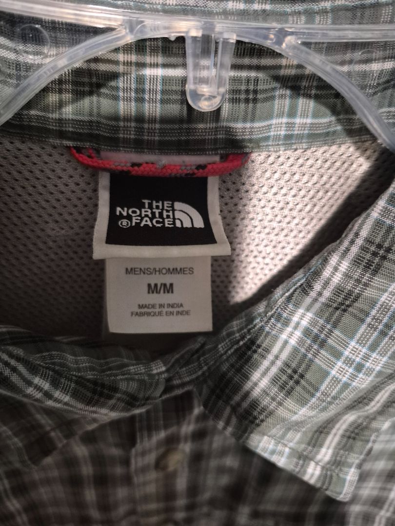 Green Plaid The North Face Short Sleeve Shirt, M