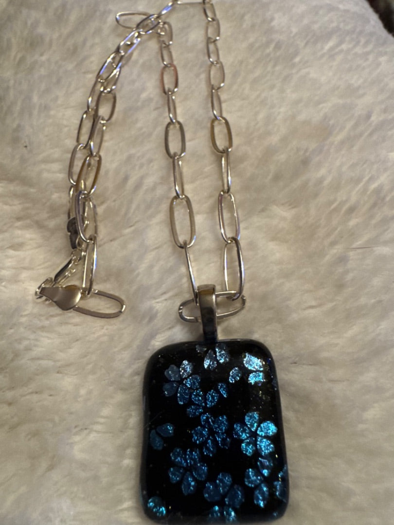 Black Flower Necklace