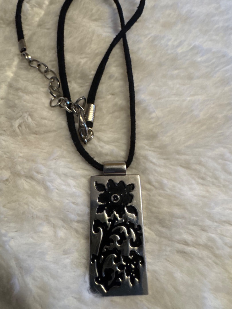 Flower “Grow” Necklace